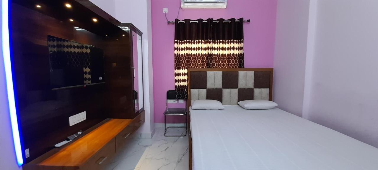 Garden Guest House Near Rene Tower Ruby General Hospital Kolkata Exterior photo
