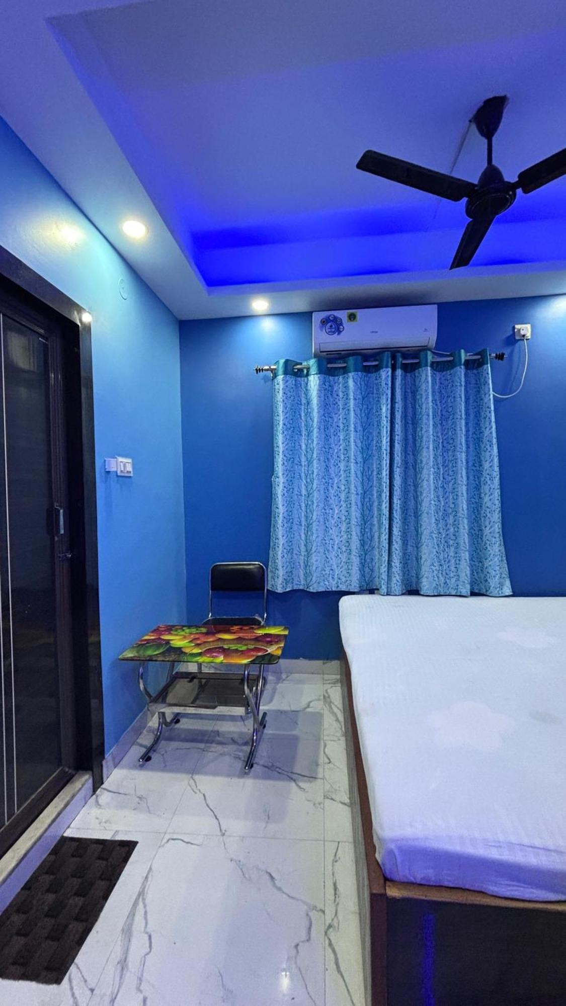 Garden Guest House Near Rene Tower Ruby General Hospital Kolkata Exterior photo