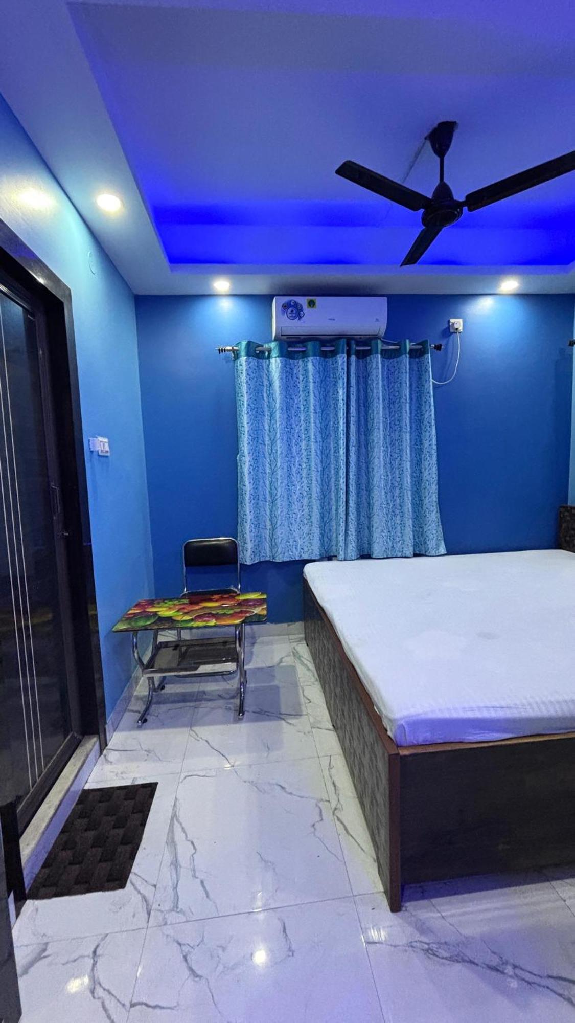 Garden Guest House Near Rene Tower Ruby General Hospital Kolkata Exterior photo